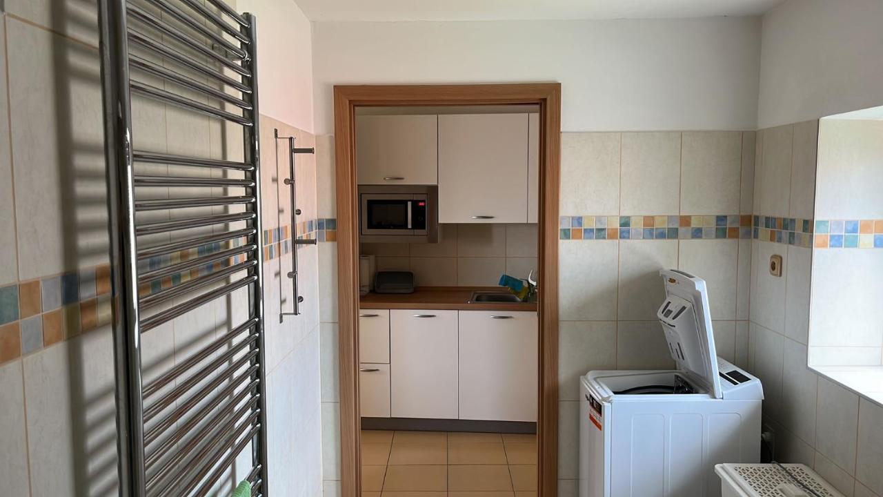 Apartman Hotel Vomocil Bystre ภายนอก รูปภาพ